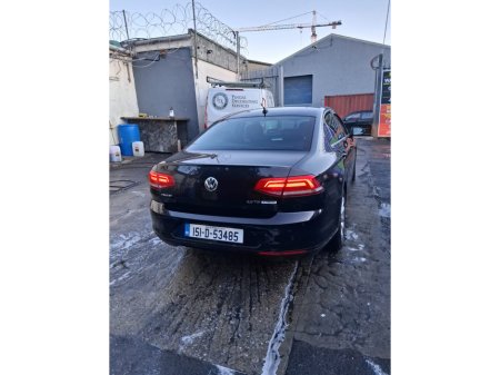 2015 Volkswagen Passat - thumbnail 6