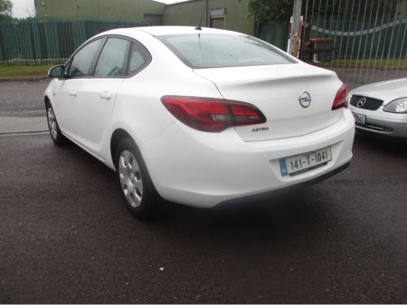 2014 Opel Astra S 1.4 I 100PS 4DR €6,950
