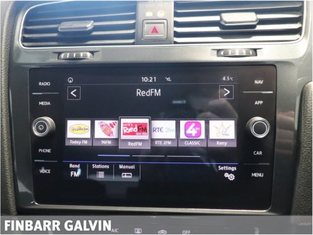 2017 Volkswagen Golf - thumbnail 19