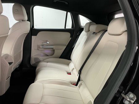 2026 Mercedes-Benz GLA Class 250e Progressive - 18 Inch Alloys - Reversing Camera - Ambient Lighting - Sat Nav - Climate Control - Heated Seats - Keyless Start - Apple CarPlay/Android Auto €64,367