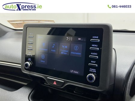 2021 Toyota Yaris - thumbnail 24