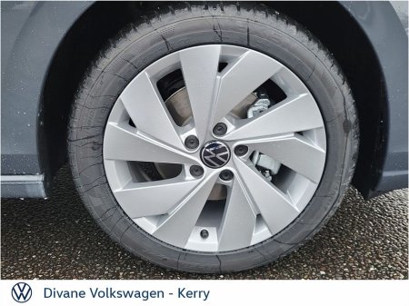 2026 Volkswagen Golf AUTO STYLE 1.5 PETROL HYBRID MHEV 116BHP €42,700 thumbnail