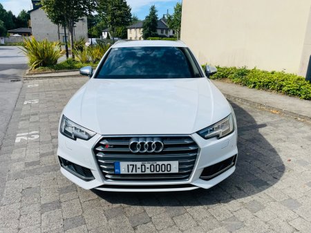 2017 Audi S4  €36,950
