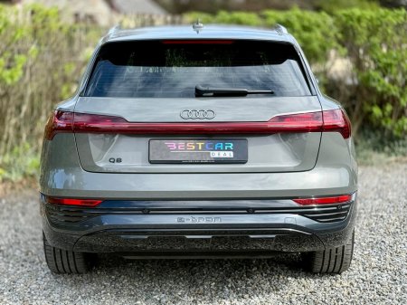 2024 Audi Q8 - thumbnail 18