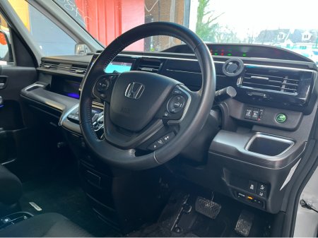 2021 Honda Stepwagon €31950 2021 HONDA STEPWAGON EHEV G SPADA SENSING 2.0 AUTOMATIC / CRUISE CONTROL / REVERSE CAMERA / AUTOMATIC DOORS / 7 SEATS €31,950 thumbnail