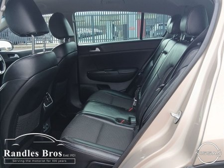 2016 Kia Sportage - thumbnail 13