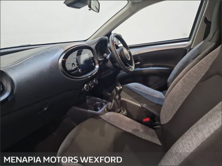 2023 Toyota Aygo X - thumbnail 5