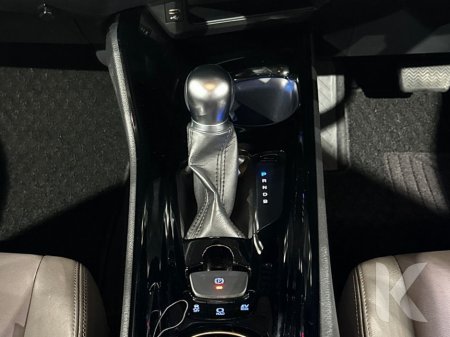 2020 Toyota C-HR 1.8 HYBRID AUTOMATIC - G PACKAGE - BROWN HALF LEATHER - FACTORY ALLOYS - CRUISE CONTROL - REVERSE CAMERA €22,950 thumbnail