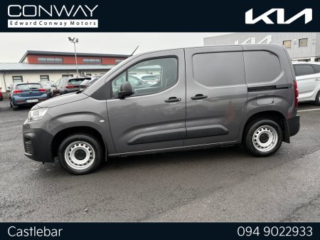 2024 Citroen Berlingo LX BLUEHDI 100 MWB 65 €23,500 thumbnail