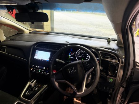 2020 Honda Shuttle 6AA-GP7 €13,500 thumbnail