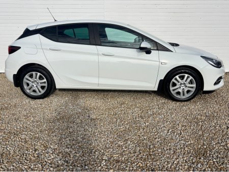 2021 Opel Astra - thumbnail 3