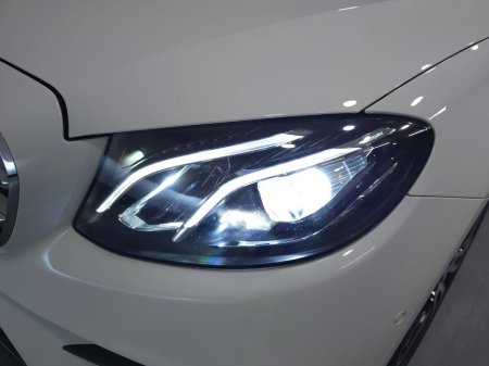 2016 Mercedes-Benz E Class  €23,950 thumbnail