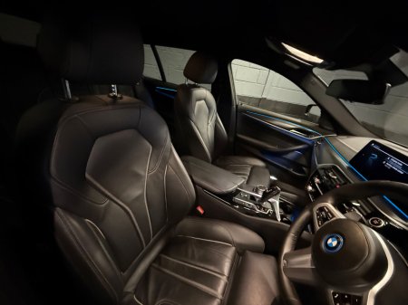 2022 BMW 5 Series - thumbnail 6