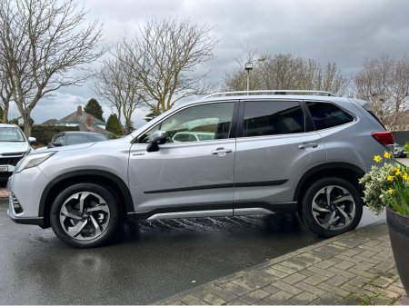 2023 Subaru Forester - thumbnail 6