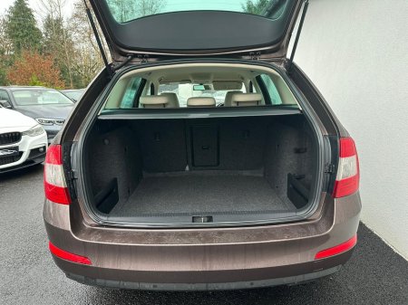 2014 Skoda Octavia 1.6 TDI ELEGANCE DSG 105BHP AUTO €9,950 thumbnail