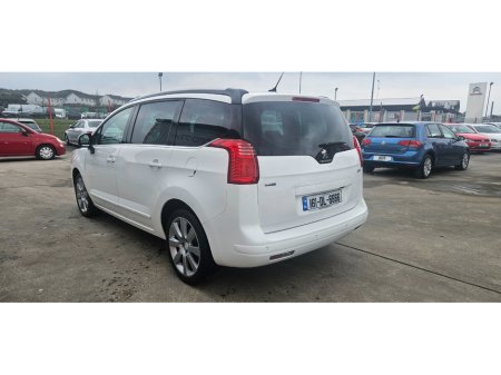 2016 Peugeot 5008 - thumbnail 10