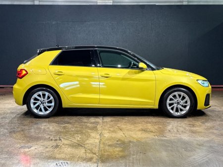 2022 Audi A1 - thumbnail 2