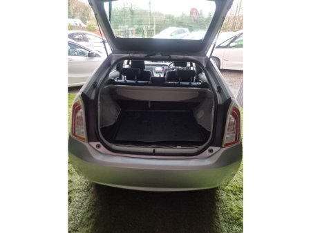 2014 Toyota Prius - thumbnail 9