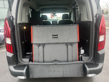 2024 Peugeot Rifter - thumbnail 8