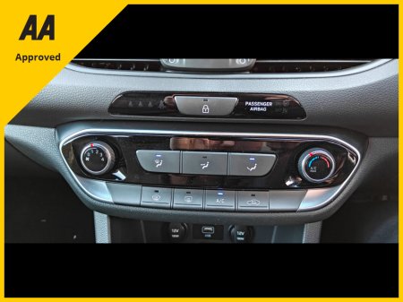 2021 Hyundai i30 - thumbnail 22