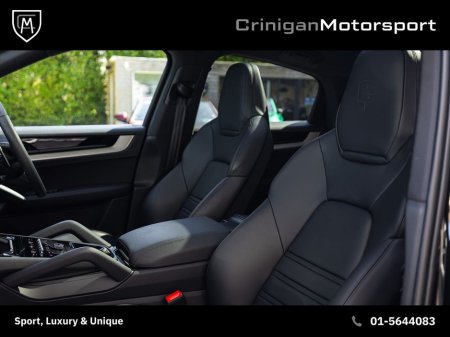 2025 Porsche Cayenne - thumbnail 3