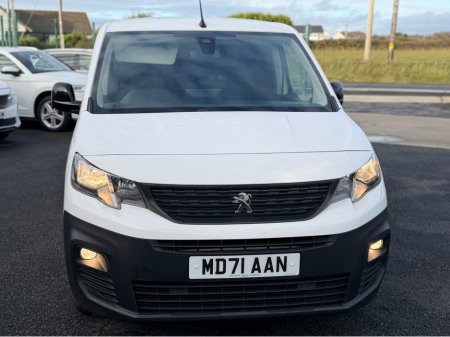 2022 Peugeot Partner PROFESSIONAL PREMIUM BLUEHDI L1 €14,950