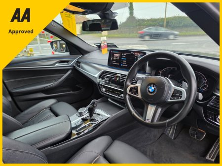 2021 BMW 5 Series - thumbnail 17