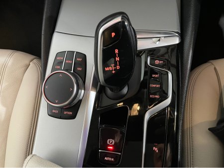 2021 BMW 5 Series - thumbnail 20