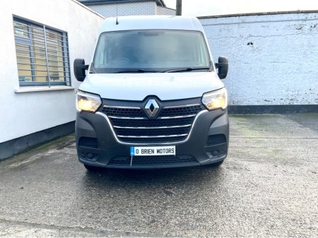 2023 Renault Master MM35 BUSINESS+ 2.3 BLUE DCI 135BHP MWB €18,000 thumbnail