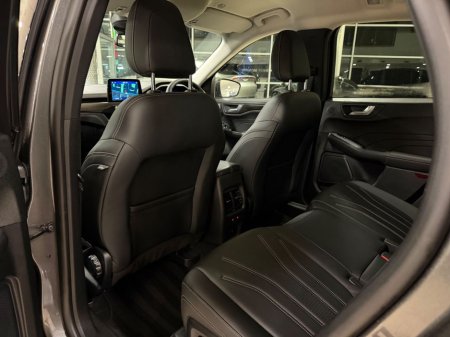 2023 Ford Kuga VIGNALE HYBRID=HUGE SPEC//ONLY 24000 KMS//1 OWNER=FULL SERVICE HISTORY=TAILORED FINANCE PACKAGES AVAILABLE=TRADE IN'S WELCOME €31,995 thumbnail