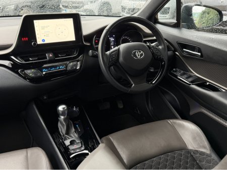 2023 Toyota C-HR HYBRID..KEYLESS ENTRY €22,350 thumbnail