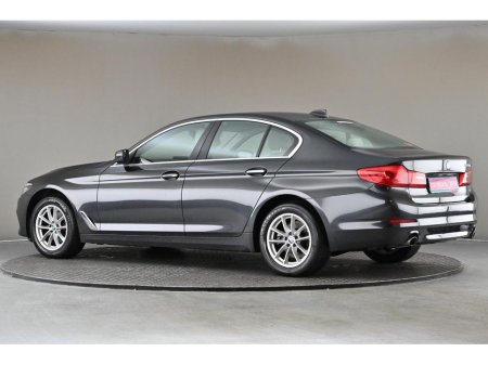 2018 BMW 5 Series - thumbnail 6