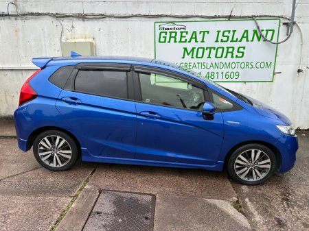 2015 Honda Fit 1.5i Petrol Hybrid Automatic S Model €11,950 thumbnail