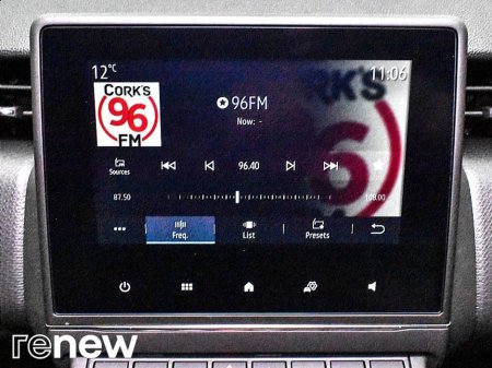 2022 Renault Clio Dynamique TCe 90 €15,990 thumbnail