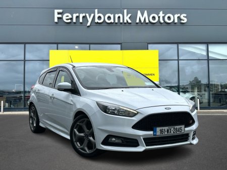 2016 Ford Focus MCA ST2 2.0 TDCI 180PS M6 FWD 4DR