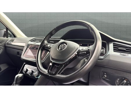 2019 Volkswagen Tiguan HIGHLINE (4MOTION-AUTO-LEATHER) 360 CAMERAS-77,000KMS-AUTO €28,900 thumbnail