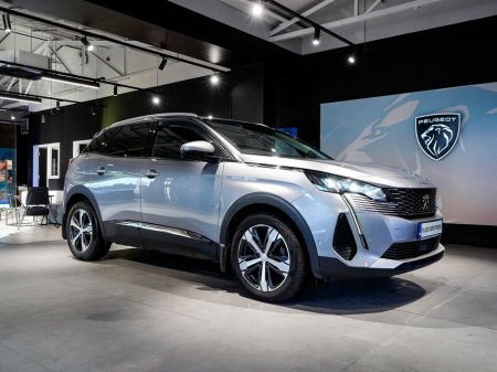 2021 Peugeot 3008 - €24,995