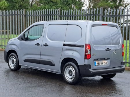 2026 Opel Combo KOMFORT  L1H1 1.5TD 100BHP  **LED HEADLIGTS** €21,098 thumbnail