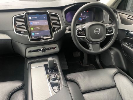 2024 Volvo XC90 T8 Dark Plus Recharge AWD Auto (PHEV) €69,900 thumbnail