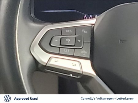 2023 Volkswagen Tiguan 2.0 TDI 150HP Elegance €39,950 thumbnail