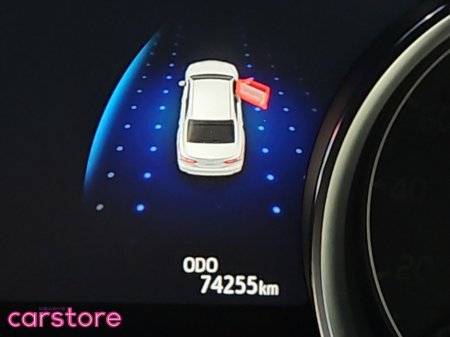 2019 Toyota Camry - thumbnail 20