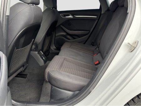 2017 Audi A3 - thumbnail 16