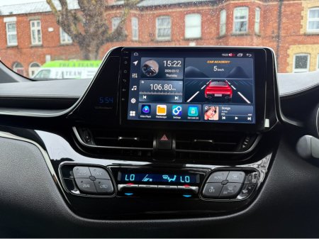 2018 Toyota C-HR - thumbnail 16