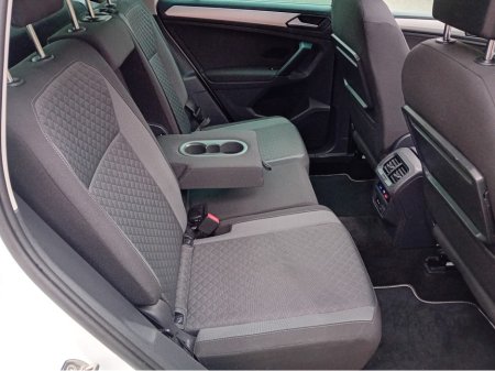 2019 Volkswagen Tiguan - thumbnail 15