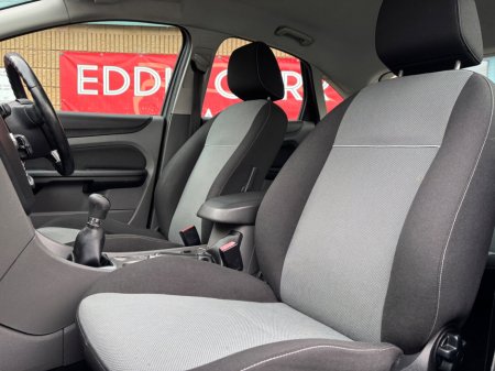 2010 Ford Focus 1.6i Zetec €3,450 thumbnail