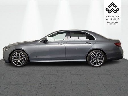 2023 Mercedes-Benz E Class - thumbnail 5