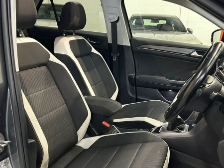 2021 Volkswagen T-Roc PANORAMIC SUNROOF Sport 1.5 TSI M6F 150HP 5DR #44 €25,960 thumbnail