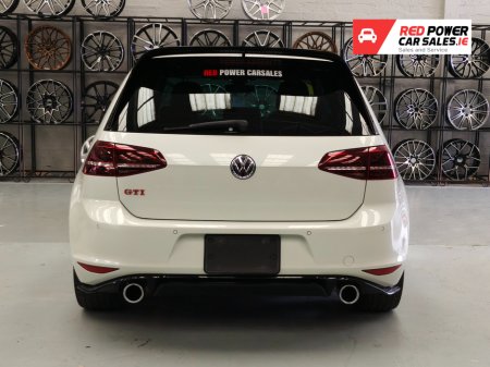 2016 Volkswagen Golf GTI Clubsport Street Edition//LOW KMs €25,950 thumbnail