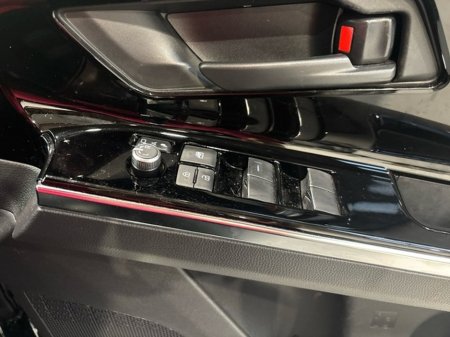 2023 Toyota bZ4X - thumbnail 17