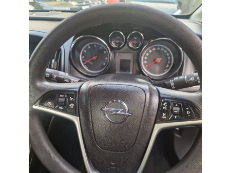 2013 Opel Astra 1.4 16v VVT 100PS S €4,450 thumbnail